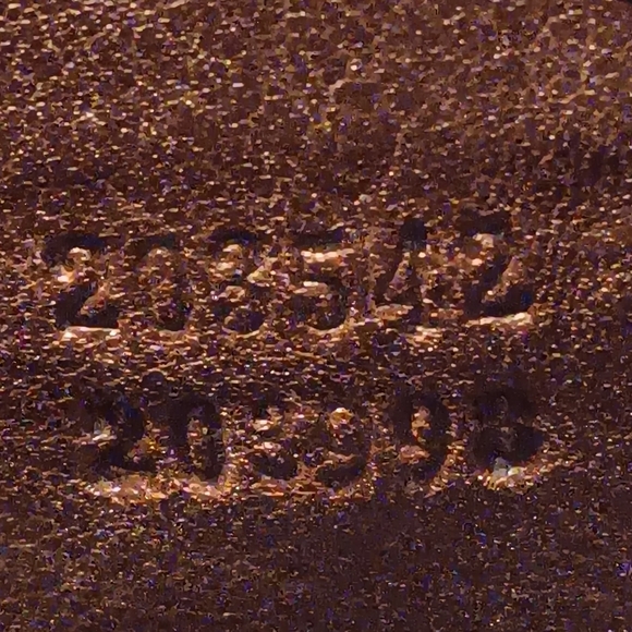 GUCCI LARGE HOBO HANDBAG! - Picture 9 of 16